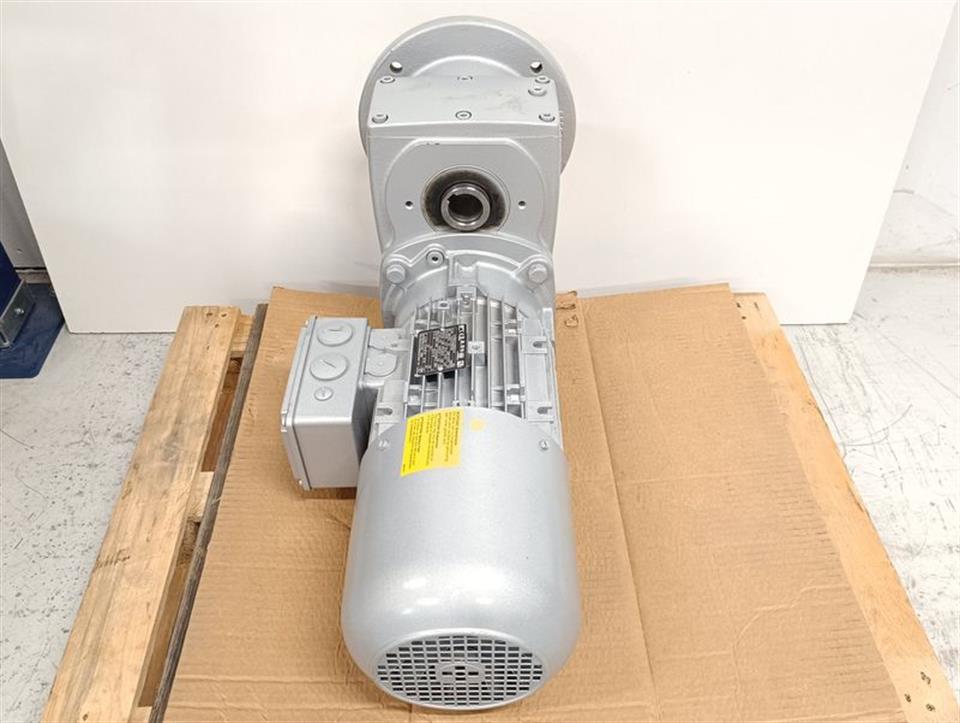 nord-getriebemotor-sk-100ap4-cus-bre40-hl-tf-3kw-top-zustand-84048-4.jpg