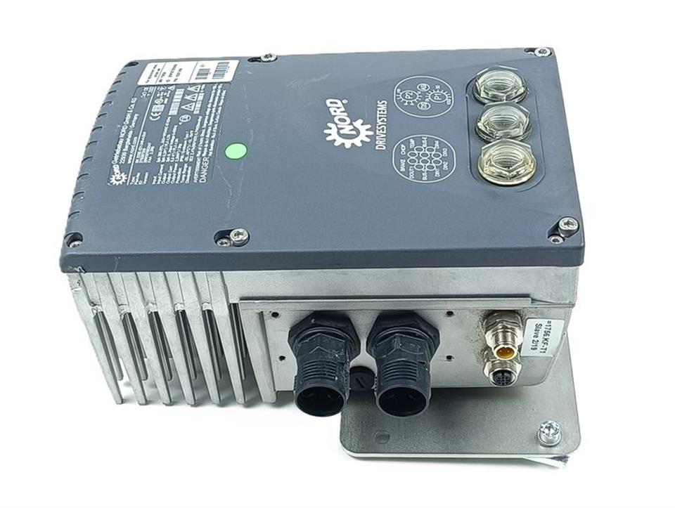 nord-sk-225e-221-340-a-du1-partno-275267309-drivesystems-400v-22kw-neuwertig-84045-2.jpg
