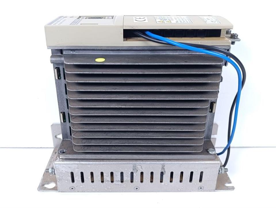omron-ac-servo-driver-r88d-up12v-200230vac-5060hz-top-zustand-78825-4.jpg