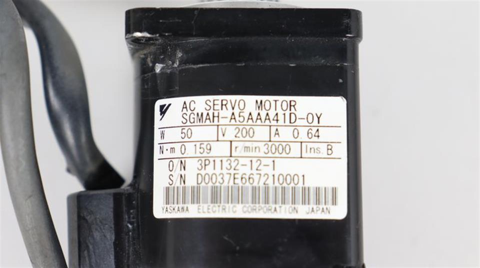 omron-ac-servo-motor-sgmah-a5aaa41d-0y-top-zustand-58038-3.jpg