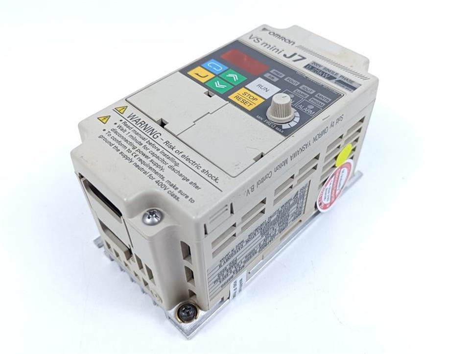 omron-cimr-j7azb0p2-spec-r0p20-tested-und-top-zustand-84352-1.jpg