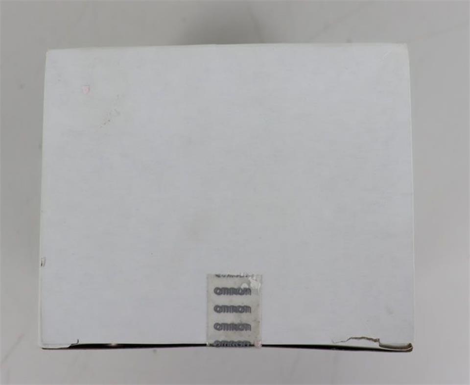 omron-cj2m-cpu34-cpu-unit-ver-21-unused-und-ovp-und-sealed-61235-2.jpg