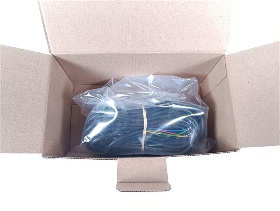 omron-d40b-1b10-non-contact-safety-switch-sensor-unused-und-ovp-78806-2.jpg