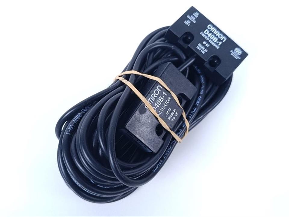 omron-d40b-1b10-non-contact-safety-switch-sensor-unused-und-ovp-78806-3.jpg