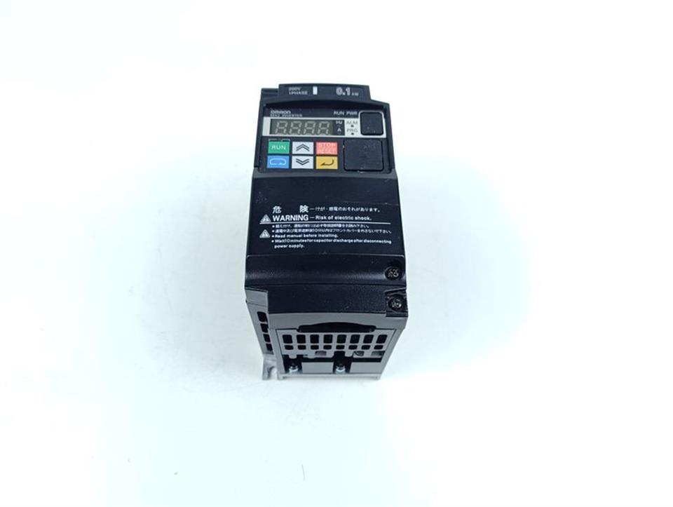 Omron Inverter 0.1 kW 3G3MX2-AB001-E Rev. ADAH Ver. 2.0 TESTED NEUWERTIG