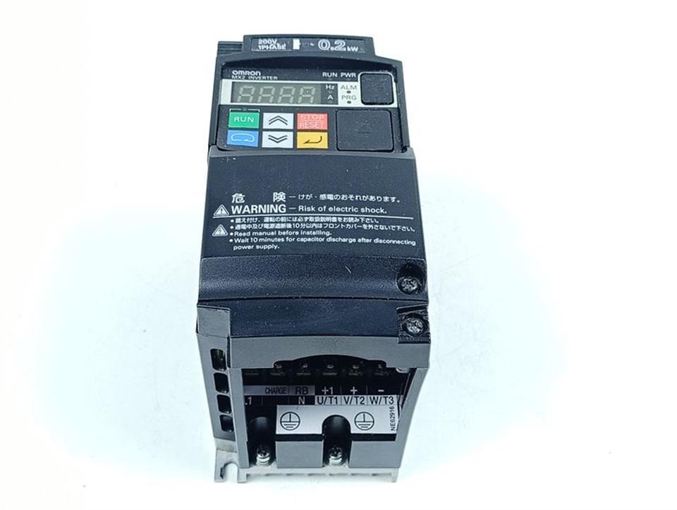 Omron Inverter 0.2 kW Type MX2-AB002-E Model WJ200-002SFE TESTED NEUWERTIG
