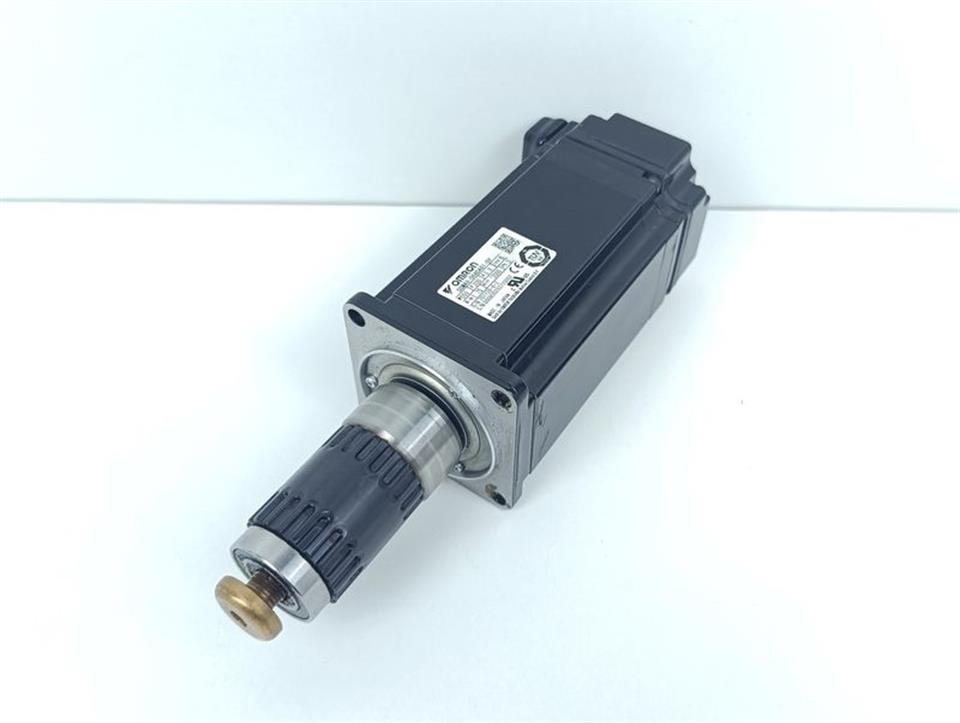 omron-sgmav-06ada61-oy-servomotor-550w-200v-38a-3000min-neuwertig-und-ovp-78875-4.jpg