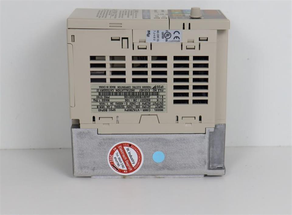 omron-yaskawa-cimr-v7azb0p4-wechselrichter-inverter-drive-tested-und-unused-und-ovp-61587-5.jpg