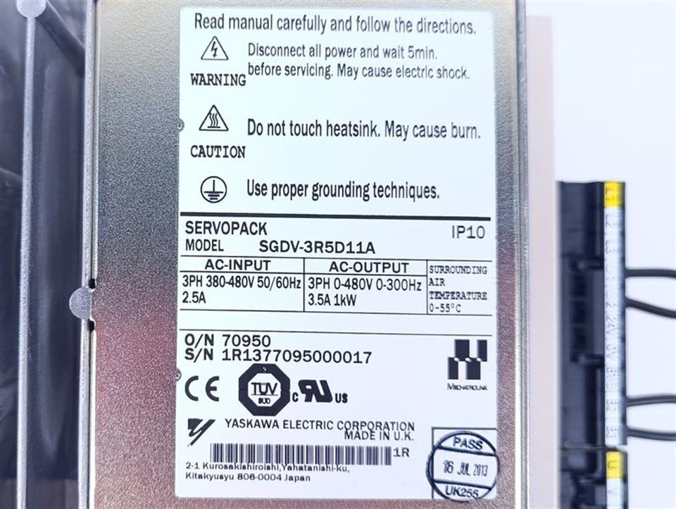 omron-yaskawa-servopack-sgdv-3r5d11a-unused-und-ovp-78811-7.jpg