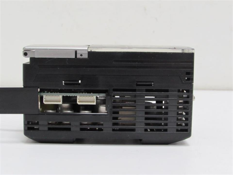 omron-zs-ldc41-24vdc-05a-smart-sensor-controller-top-zustand-72829-3.jpg
