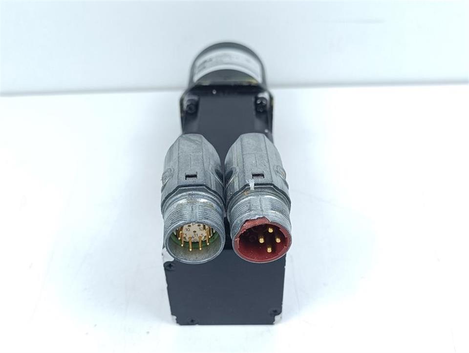 parker-servomotor-ac-m2n-0045-40-3-gw-planetengetriebe-pg-d-040101-s-gebraucht-82818-4.jpg
