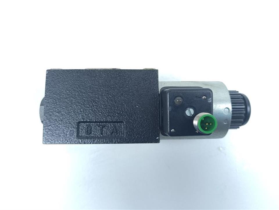 parker-wegeventil-d1vw020bnjdl91-top-zustand-62223-5.jpg