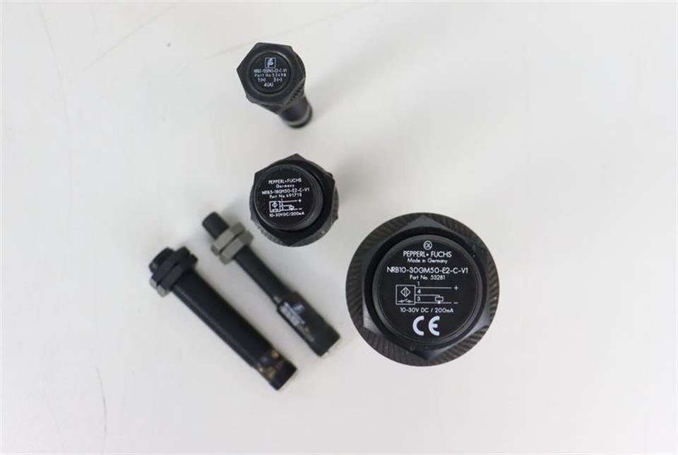 pepperlfuchs-projekt-br204-c-klasse-schalter-sensor-koffer-set-61267-7.jpg