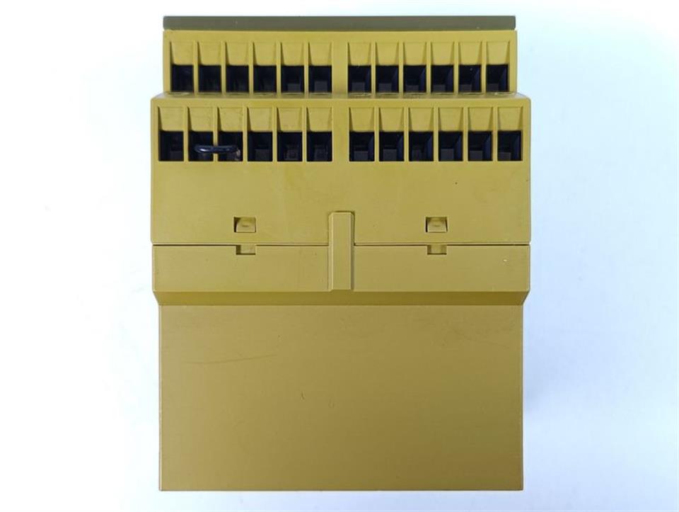 Pilz PNOZ 10 24VDC 6n/o 4n/c ID No.: 774009 TESTED & TOP ZUSTAND