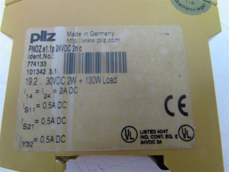 pilz-pnoz-e11p-24vdc-2nc-id-no-774133-top-zustand-77044-3.jpg
