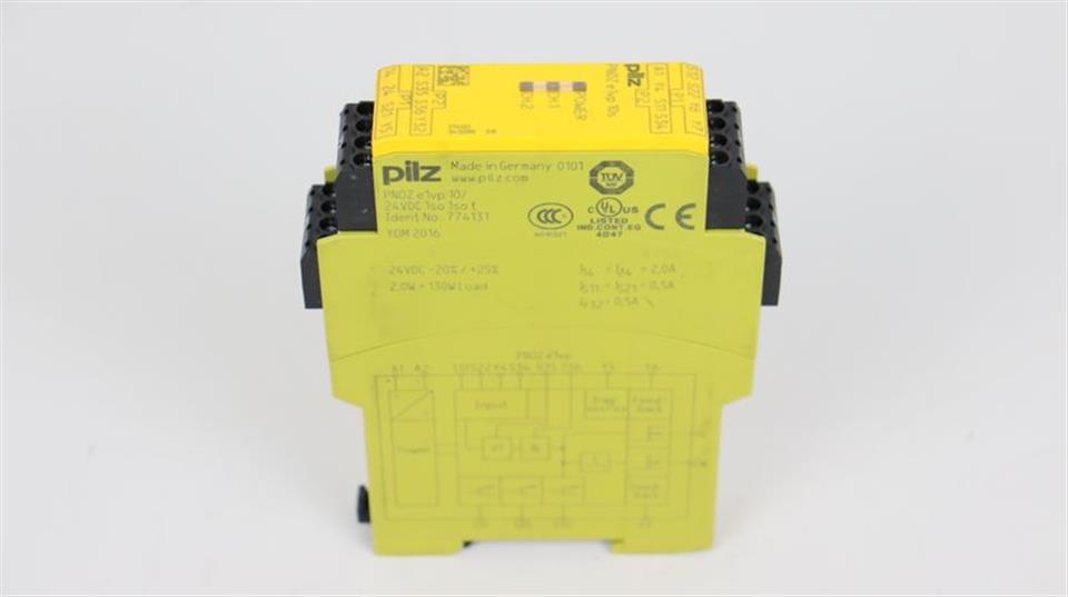 pilz-pnoz-e1vp-1024vdc-1so-1so-t-idno-774131-tested-top-zustand-60601-2.jpg
