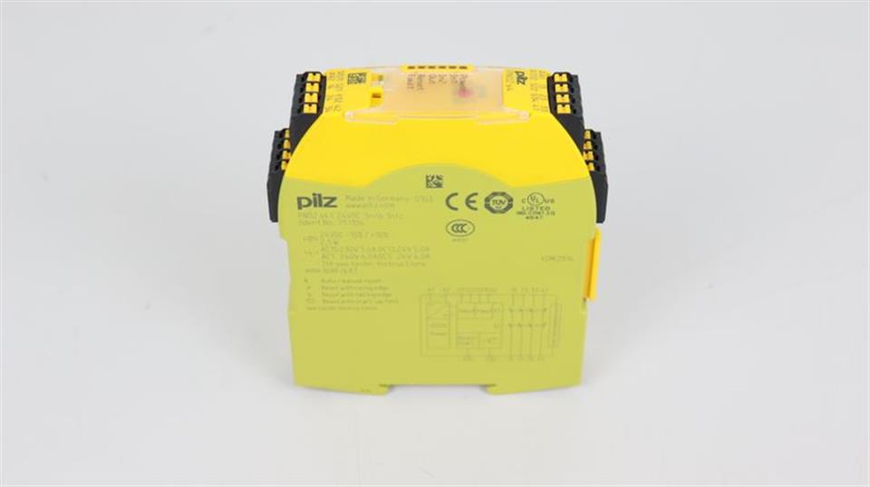 pilz-pnoz-s4-c-24vdc-3no-1nc-id-no751104-tested-top-zustand-60605-2.jpg