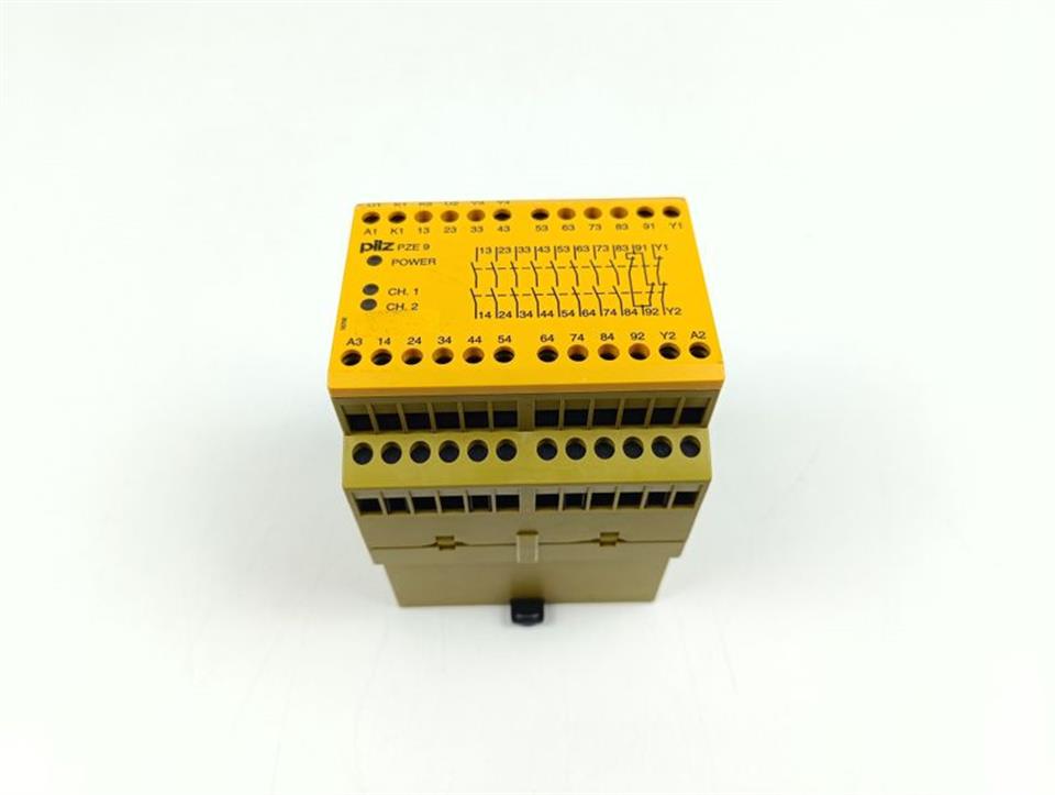 pilz-pze-9-24-v-dc-8s1oe-ident-nr-774150-24vdc-3w-tested-und-top-zustand-79983-2.jpg