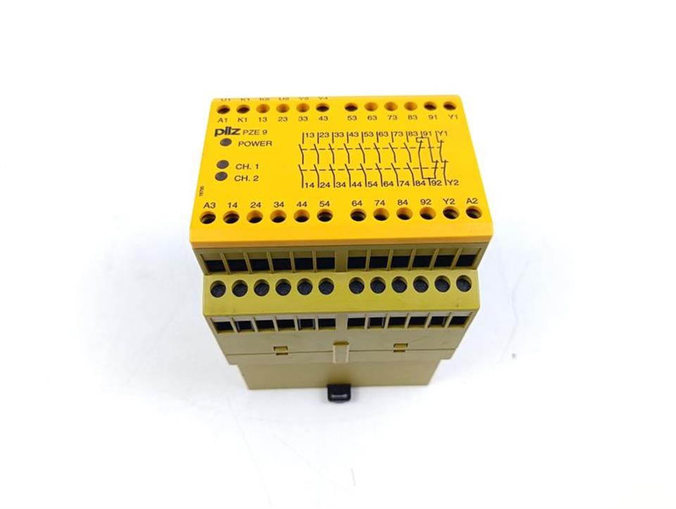 PILZ PZE 9 24VDC 8n/o 1n/c ID No.: 774150 400V 5A TESTED & TOP ZUSTAND
