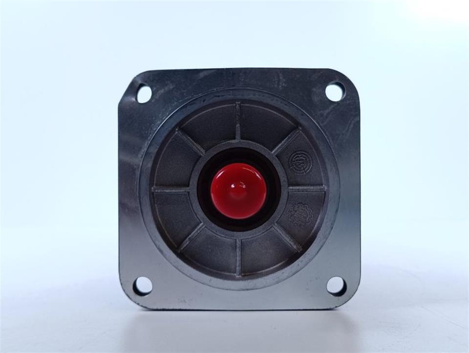 rexrop-msk061c-0600-nn-m1-ug0-nnnn-mnr-r911316056-servomotor-tested-und-neuwertig-84080-4.jpg