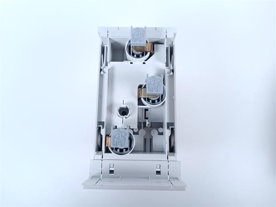 rittal-nh-sv-9343030-lasttrenner-top-zustand-78341-3.jpg