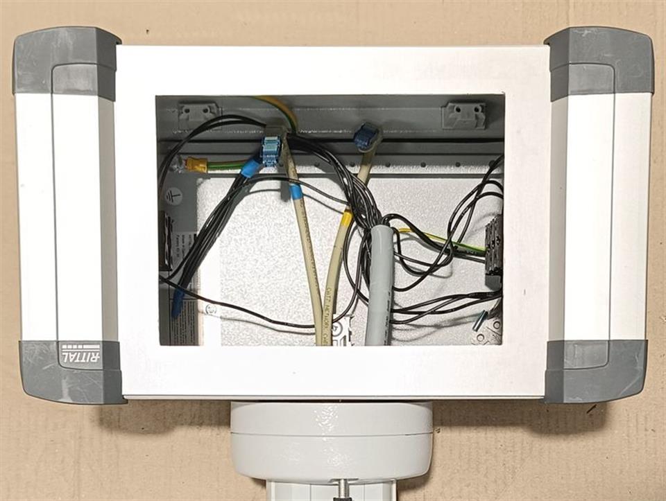 Rittal Schaltschrank CP 6320 000 + Kabel + Tragarmsystem  TOP ZUSTAND