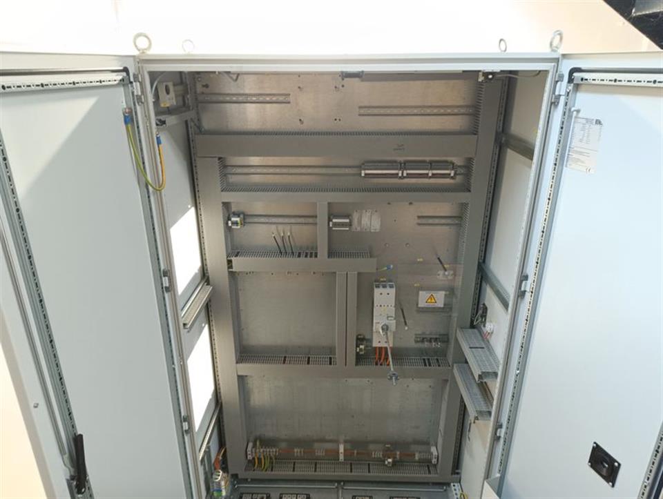 rittal-schaltschrank-ts-8205-500-type-112-83536-2.jpg