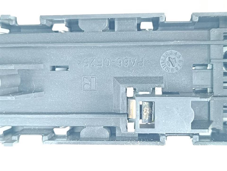 Rittal SV 9320.200 690V 25 A  + PA66-GF25 TOP ZUSTAND