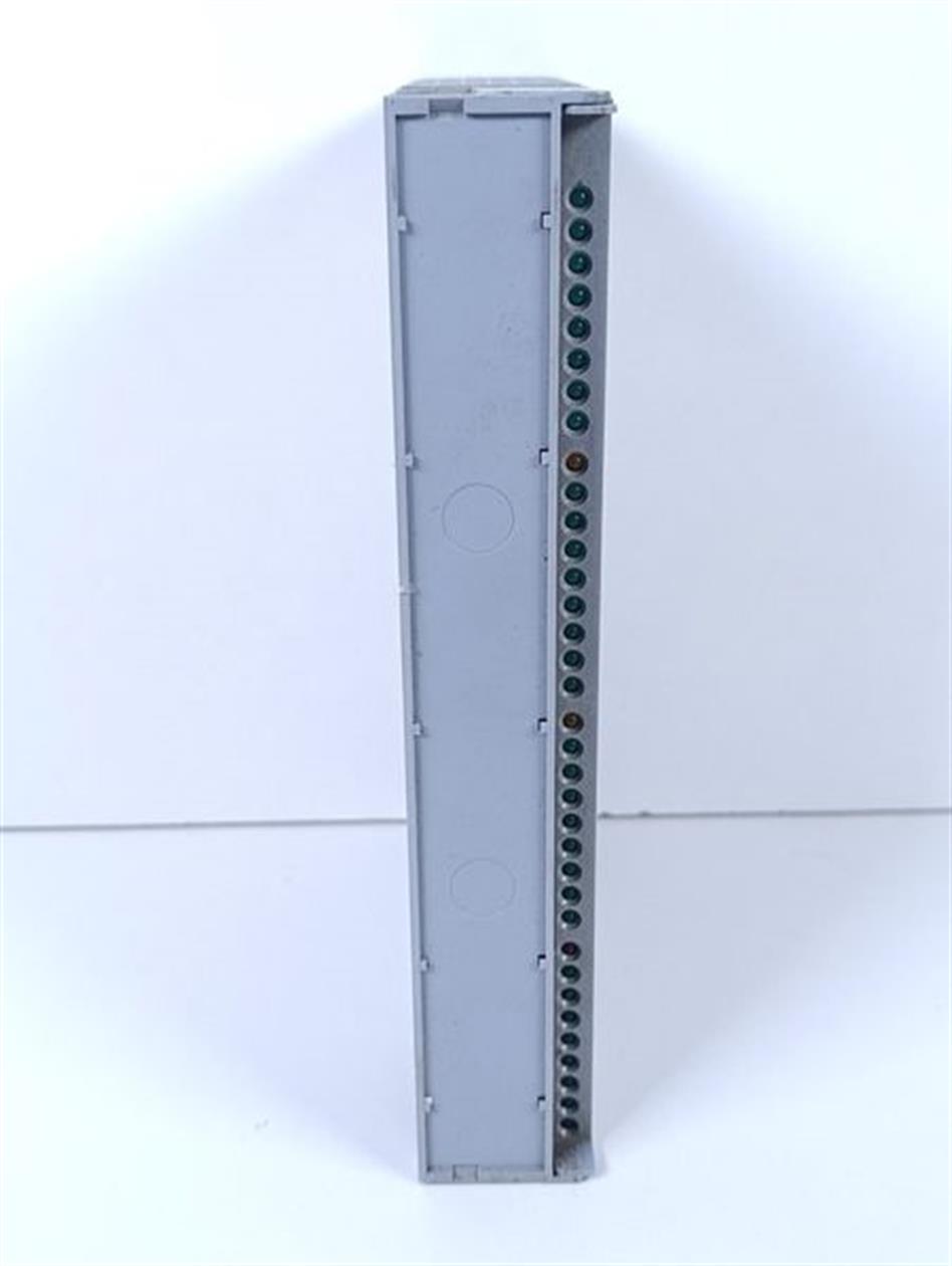 schleicher-typ-uba-322ad-nr-31409245-713-digital-output-32x24vdc-2a-tested-78928-3.jpg