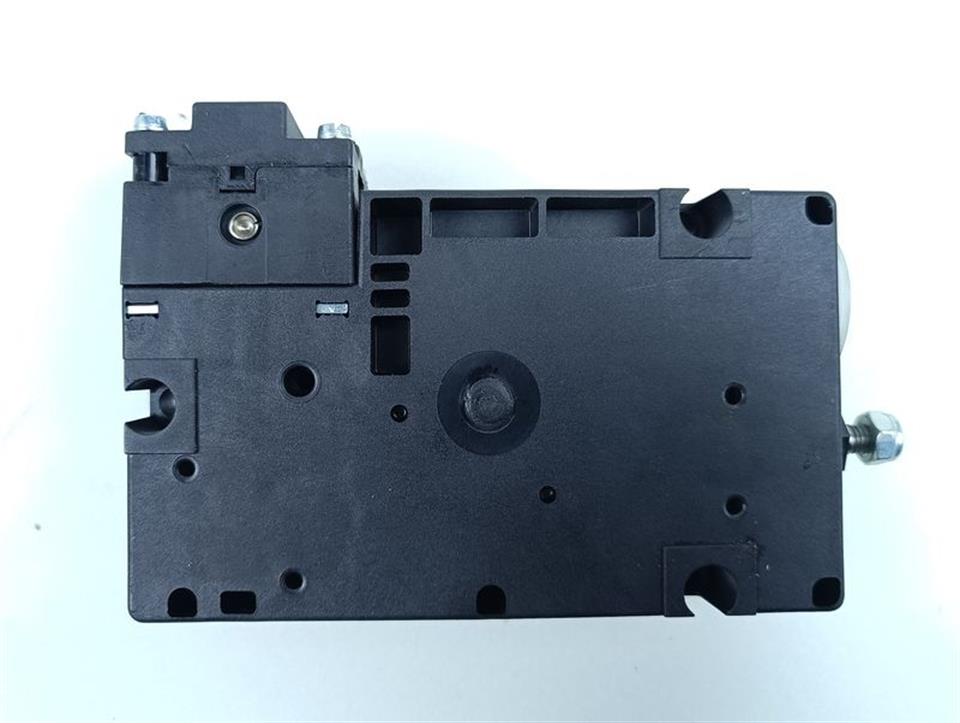 schmersal-tzfnem24vdc-unused-und-ovp-65530-5.jpg
