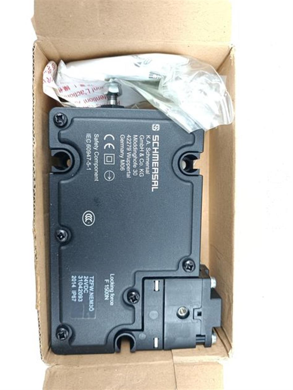 schmersal-tzfwnem3oe24vdc-unused-und-ovp-65528-2.jpg