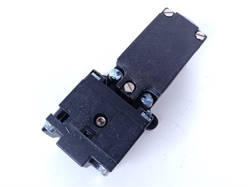 schmersal-tzgp03-unused-und-ovp-65464-2.jpg