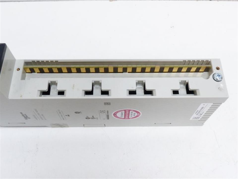 schneider-electric-140ddi35300-discrete-dc-input-module-neuwertig-50985-3.jpg