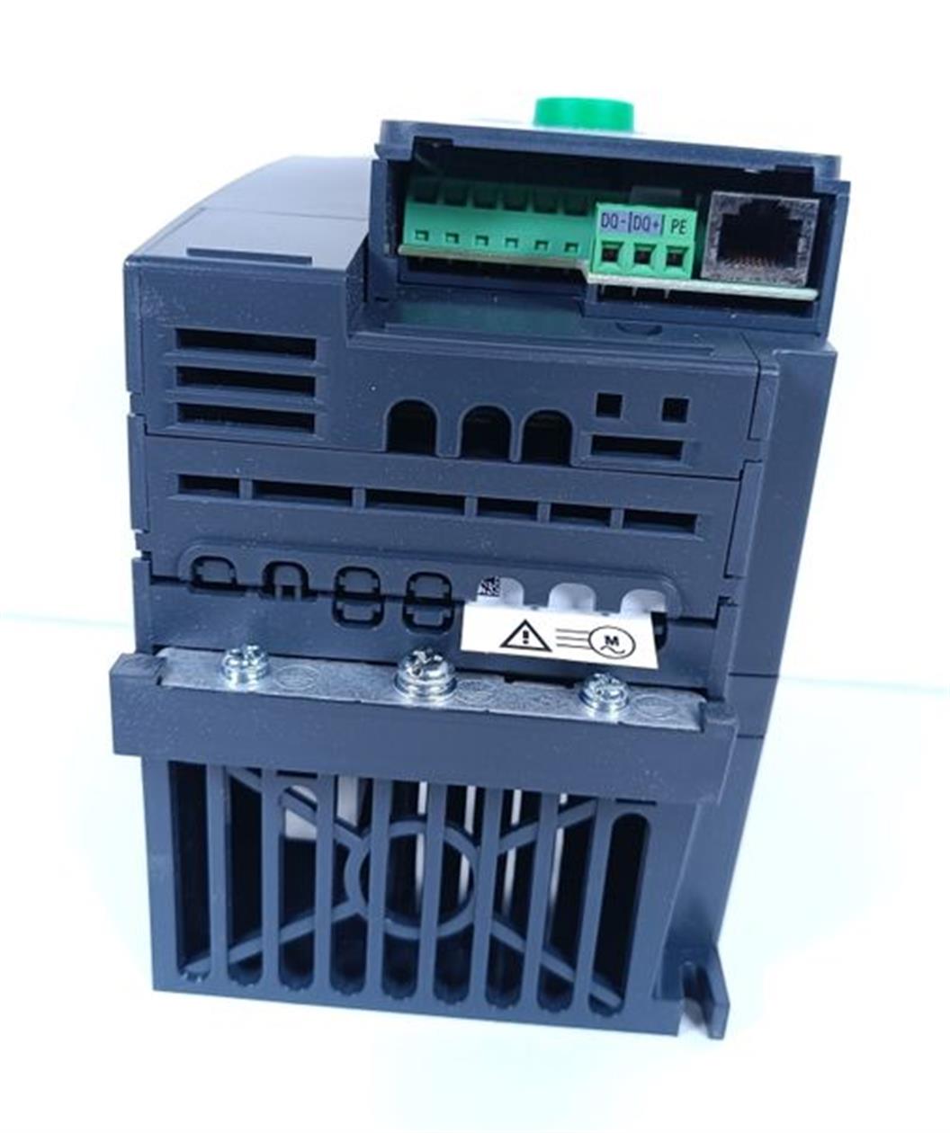 schneider-electric-altivar-320-atv320u15n4c-15kw-2hp-380-500v-unused-und-ovp-79583-6.jpg