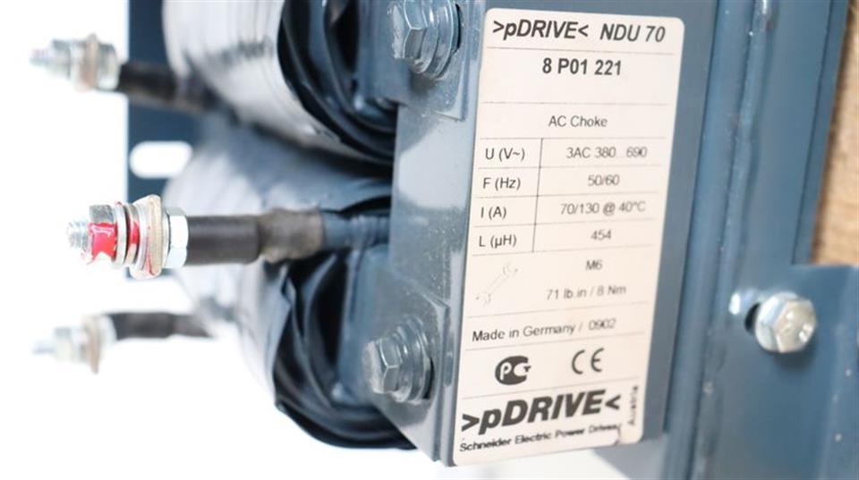 schneider-electric-altivar-61-atv61hd30n4-drossel-keypad-400v-30kw-top-zustand-58574-4.jpg