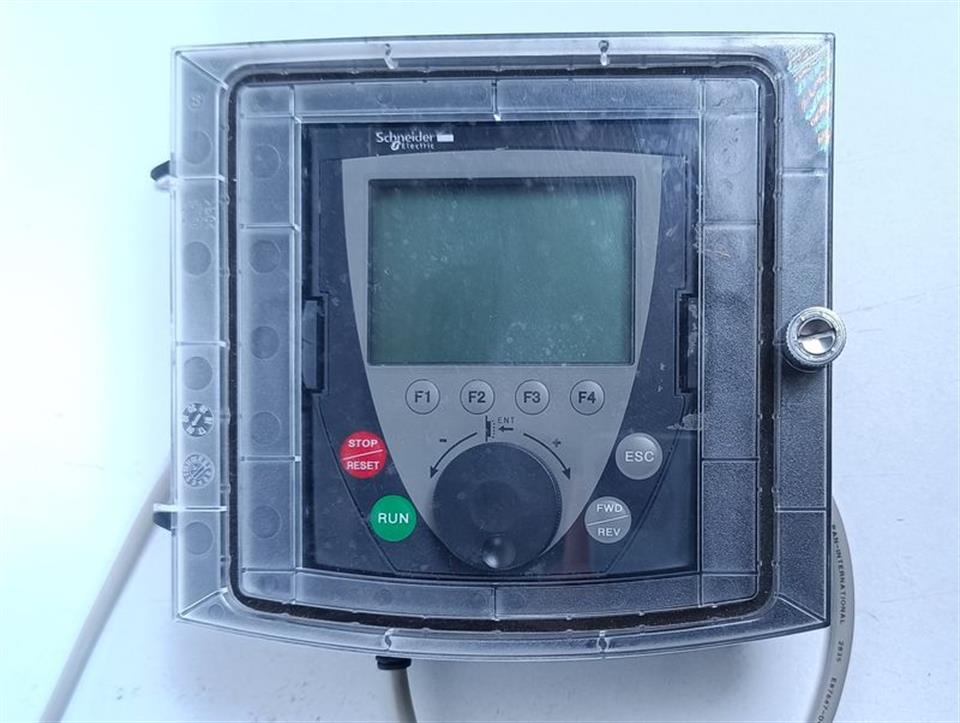 Schneider Electric Altivar 71 ATV71HU22N4 + Display VW3A1101 TOP ZUSTAND