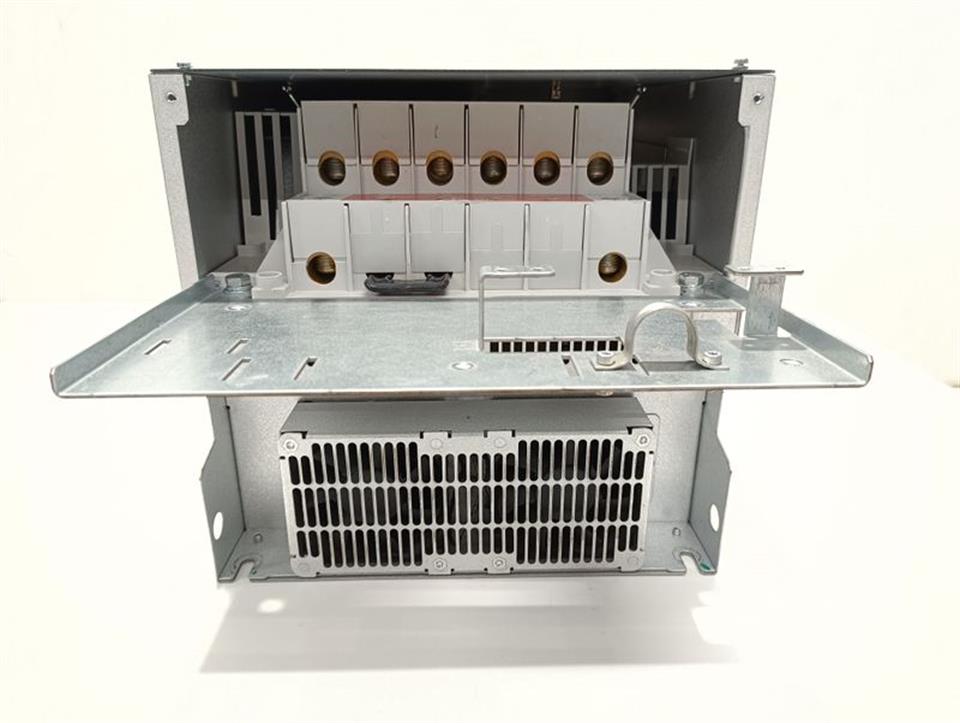 schneider-electric-altivar-atv61hd45n4z-top-zusatnd-und-tested-80793-4.jpg