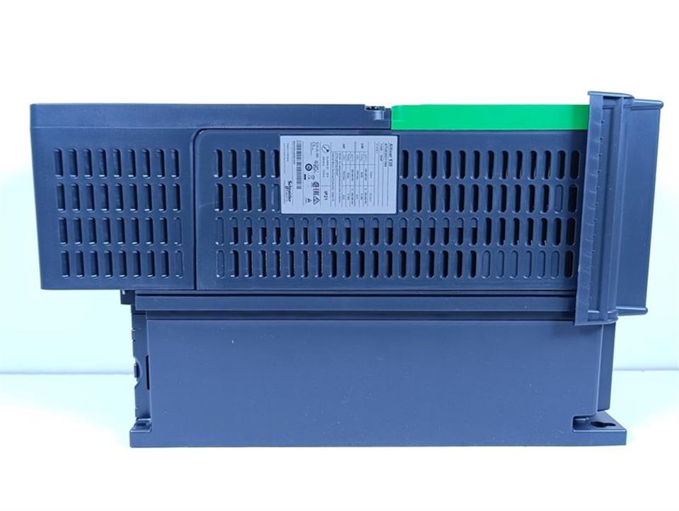 Schneider Electric ATV630D11N4 UNUSED & OVP