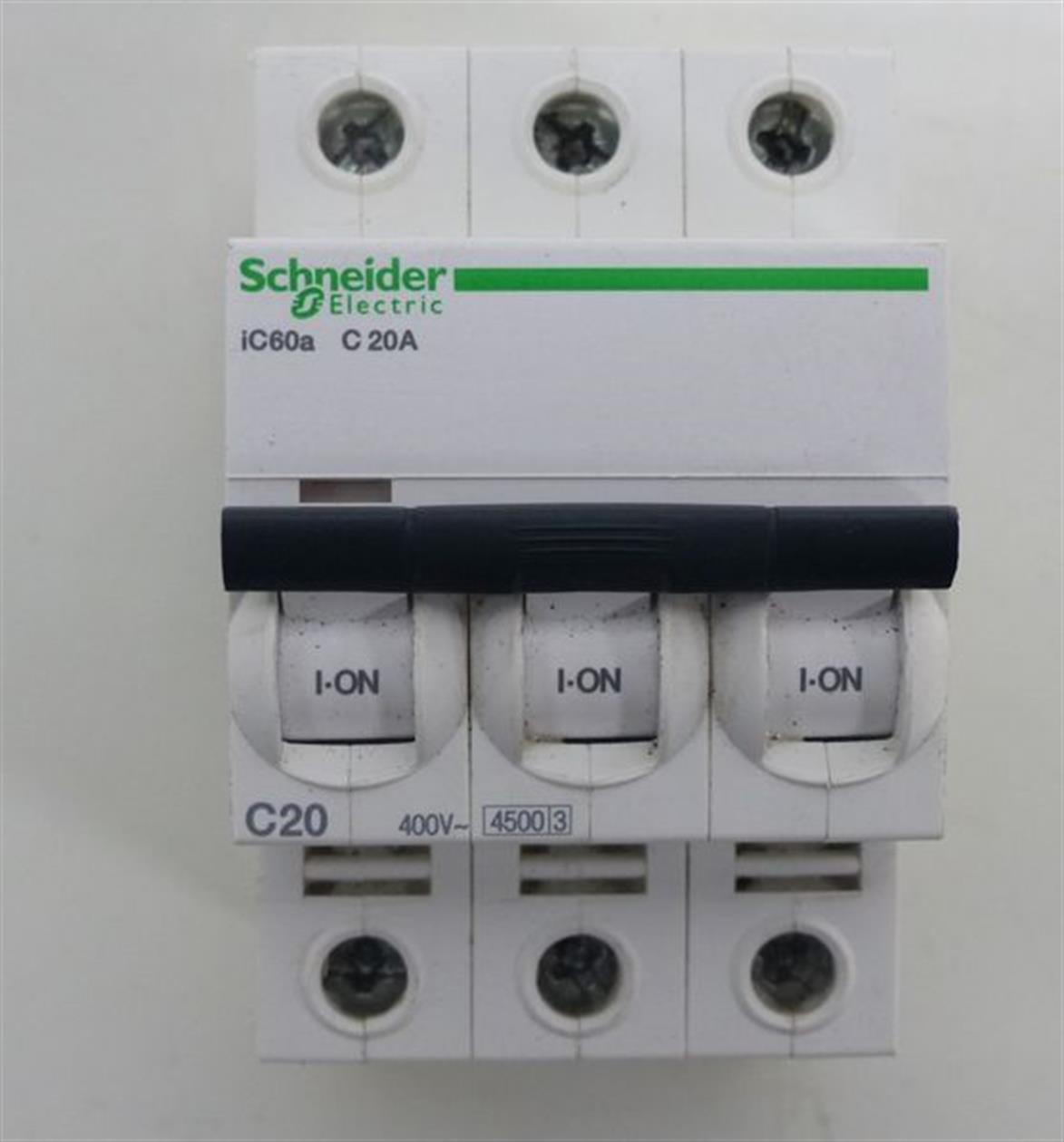 schneider-electric-leistungsschalter-a9f64320-ic60a-c-20a-top-zustand-51483-4.jpg