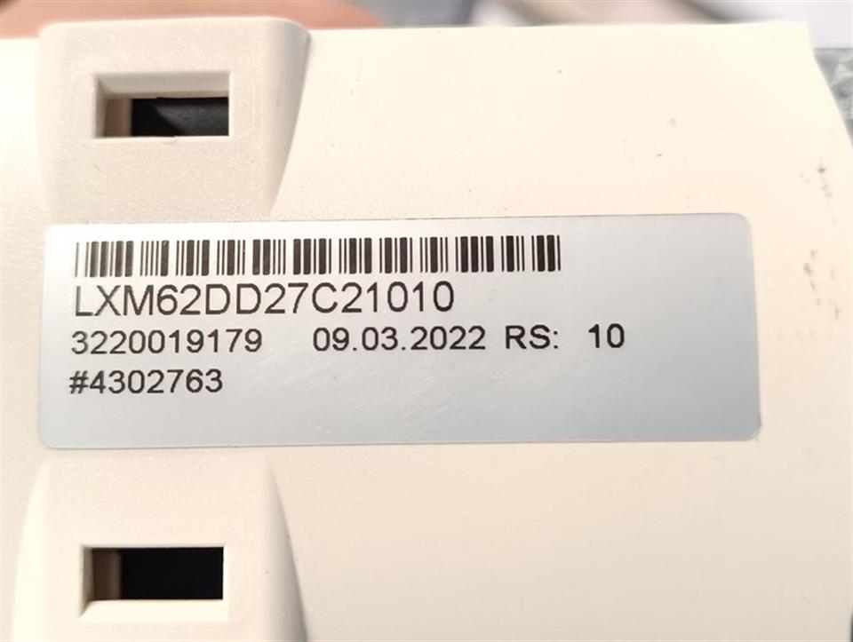schneider-electric-lexium-lxm-62-d-servo-drive-lxm62dd27c21000-lxm62dd27c21010-62863-6.jpg