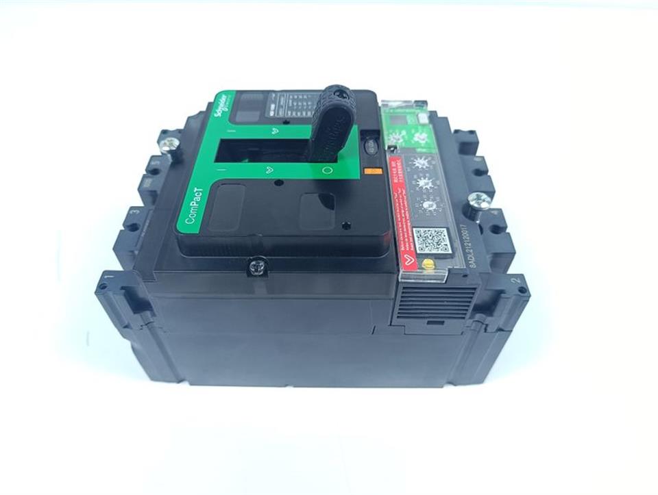 Schneider Electric NSX 100B Kompaktleistungsschalter + MicroLogic 4.2 TOPZUSTAND