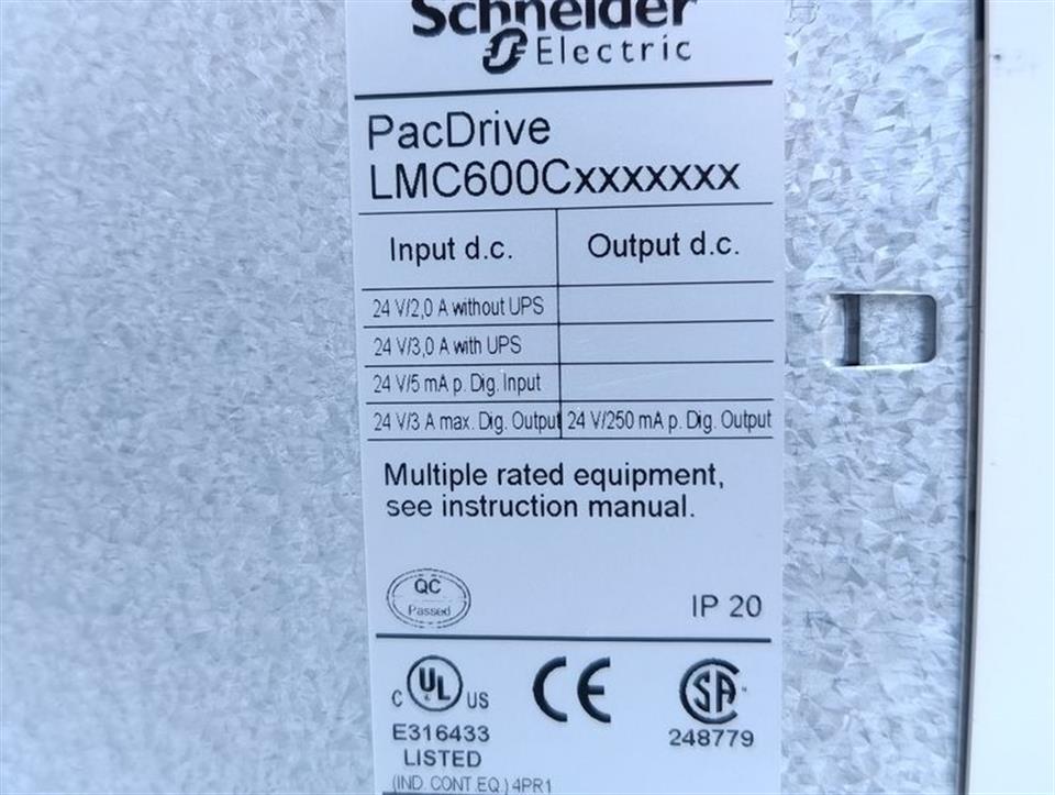 Schneider Electric PacDrive Control LMC600Cxxxxxxx + LMC600AA10000 NEUWERTIG