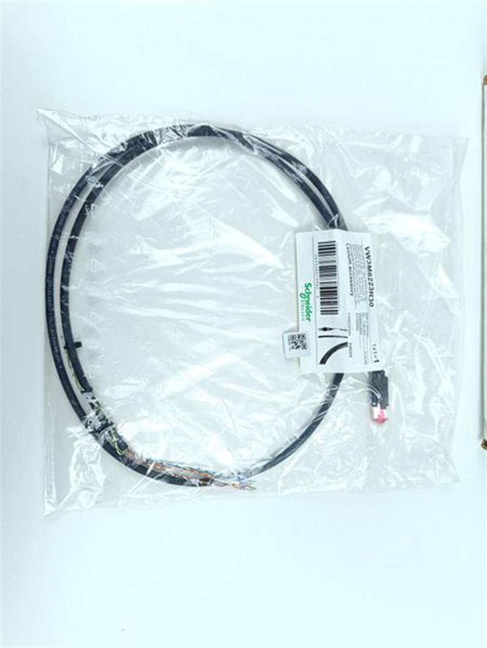 schneider-electric-servo-drive-lexium-32-lxm32cd72n4-vw3m8223r30-unused-und-ovp-78801-5.jpg