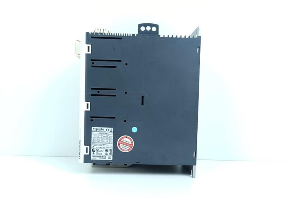 schneider-electric-servo-drive-lexium-32-lxm32cd72n4-vw3m8223r30-unused-und-ovp-78801-6.jpg