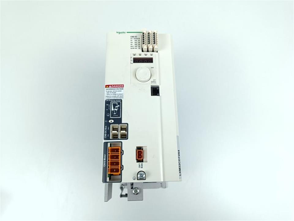 schneider-electric-servo-drive-lexium-32-lxm32cd72n4-vw3m8223r30-unused-und-ovp-78801-7.jpg