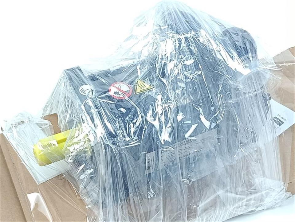 schneider-electric-sh31001s0001183-unused-und-ovp-sealed-83109-3.jpg