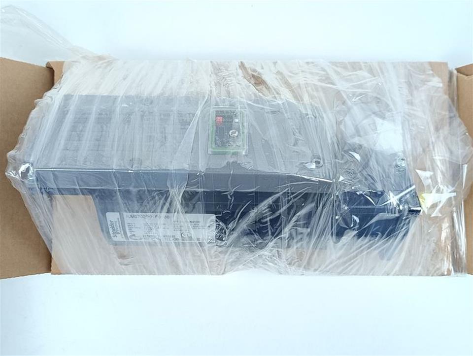 schneider-ilm0702p01f0000-servomotor-unused-und-ovp-83737-5.jpg