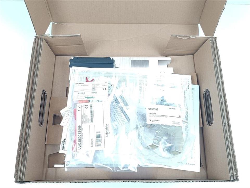 schneider-lexium-lxm62dd27d21000-servo-drive-double-drive-unused-und-ovp-60659-3.jpg
