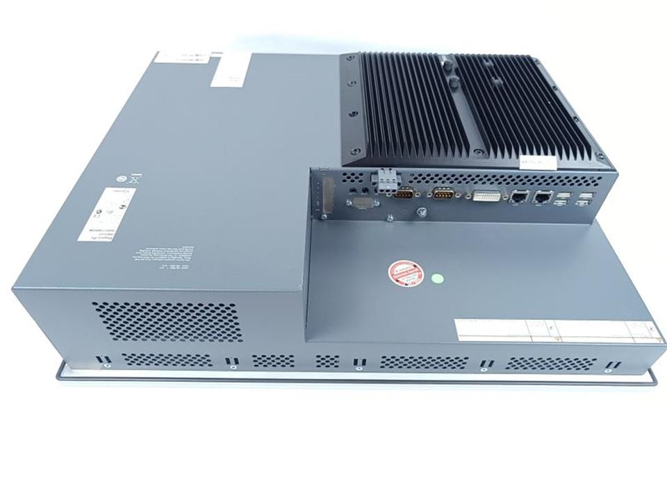 Schneider Magelis IPC HMIPCCP180BD21B00H00 Operator Panel PC TESTED & NEUWERTIG