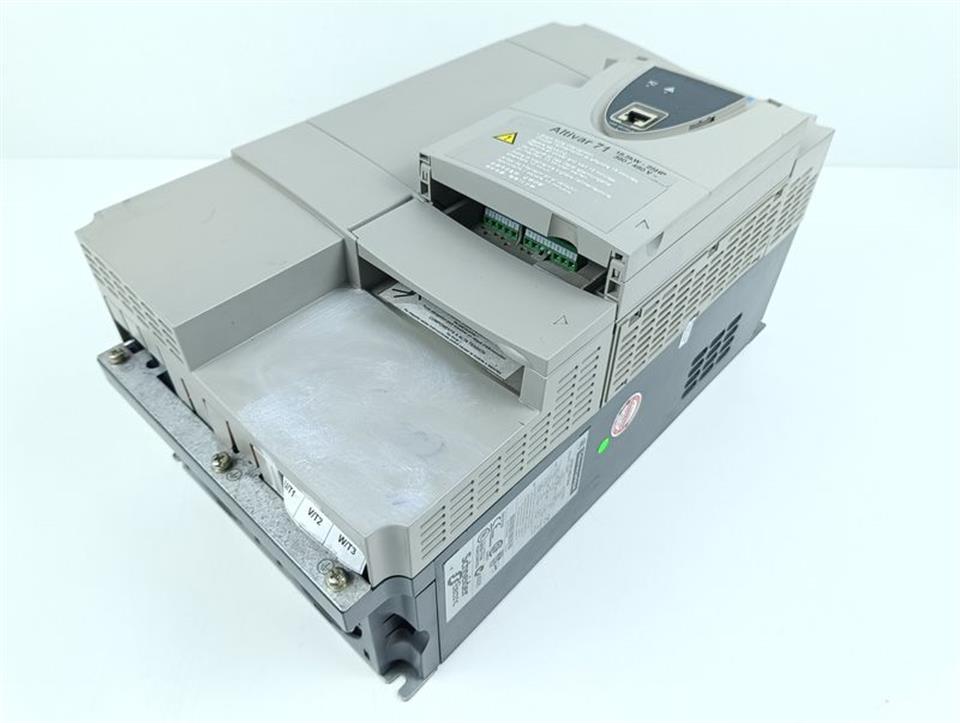 Schneider Telemecanique ATV71HD18N4 TESTED & NEUWERTIG
